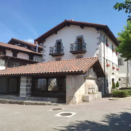 Alojamiento Rural URGAIN I y II Lekunberri Exterior foto